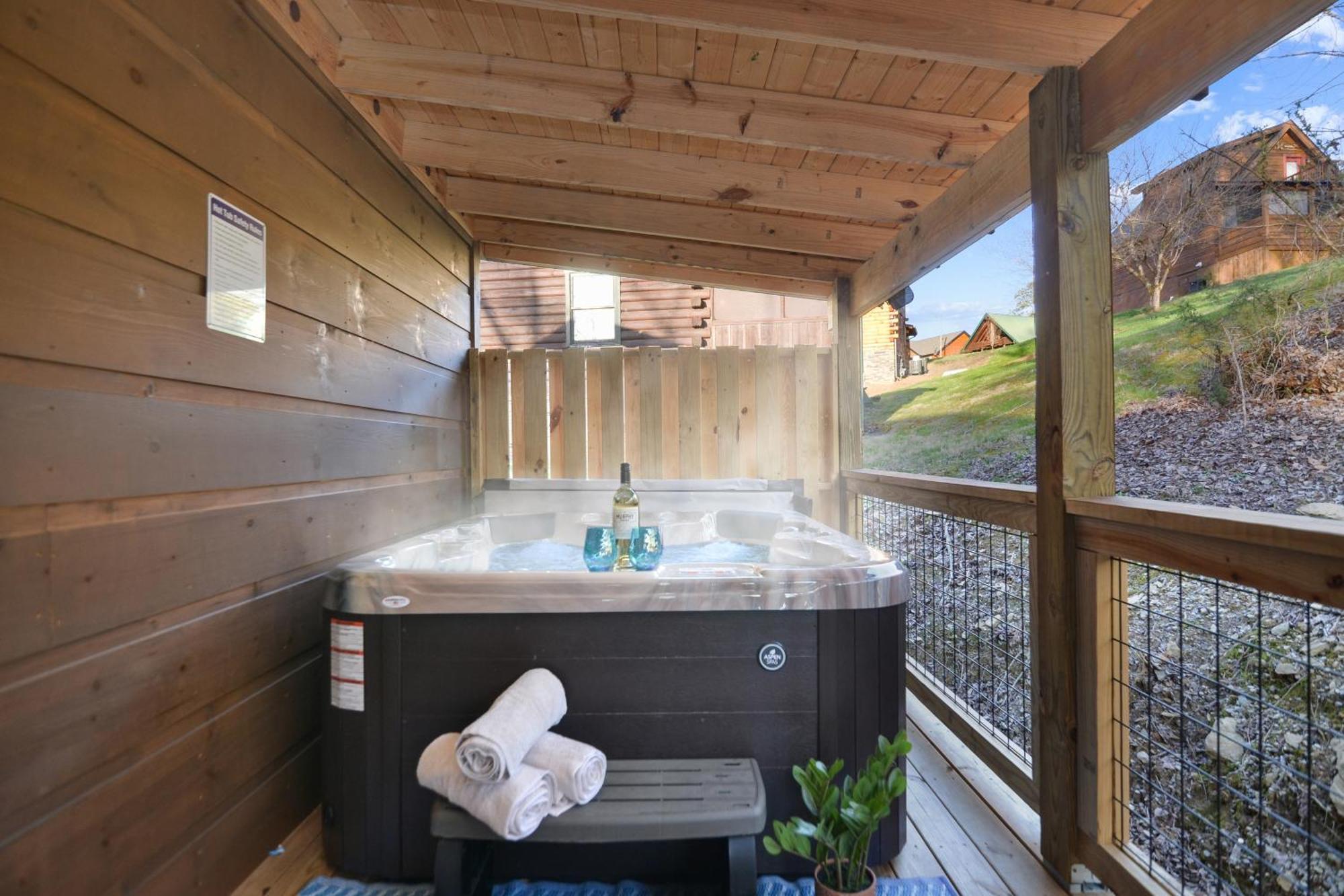 Tsaliwood Cabin Sevierville Exterior photo