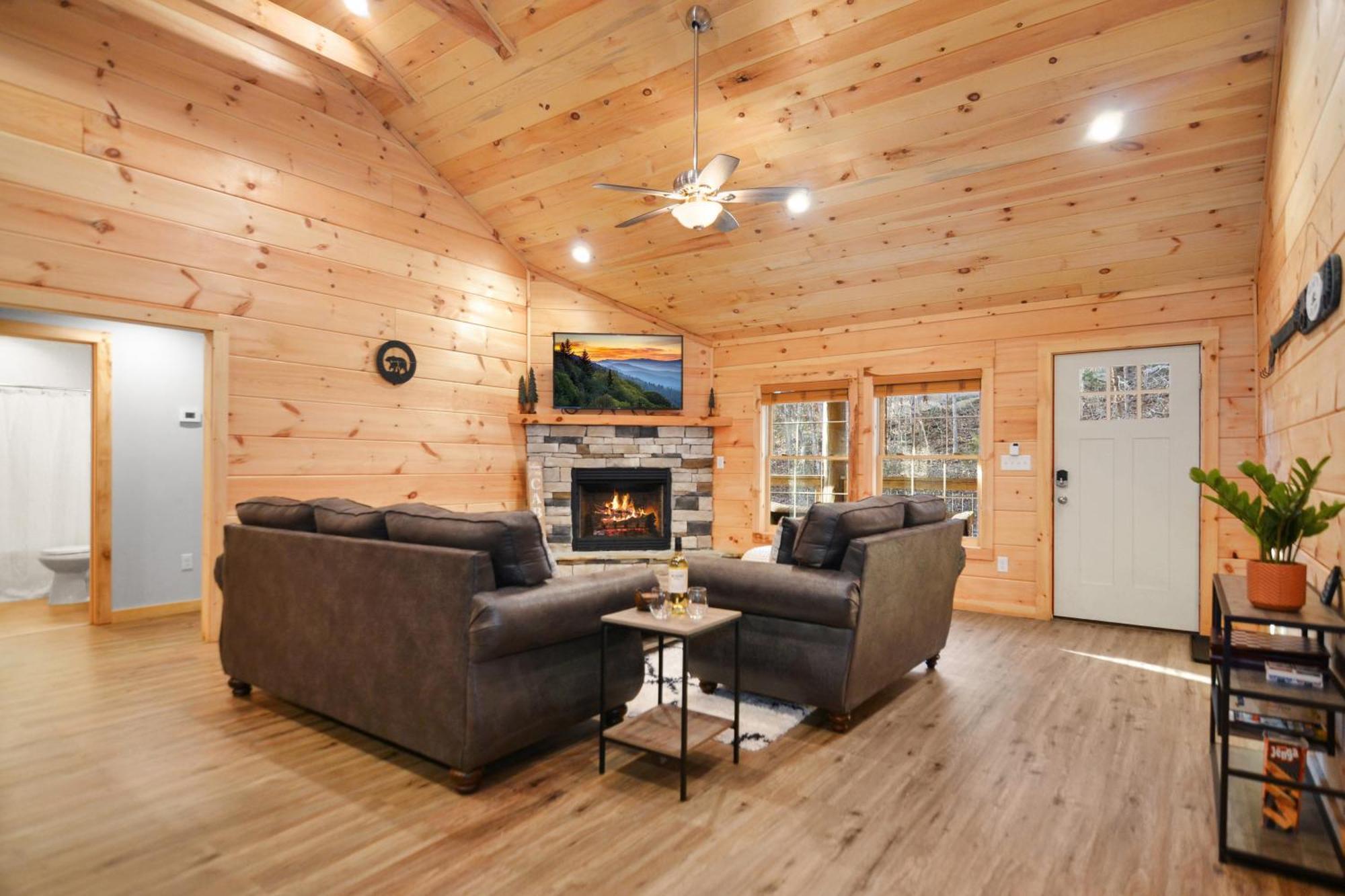 Tsaliwood Cabin Sevierville Exterior photo